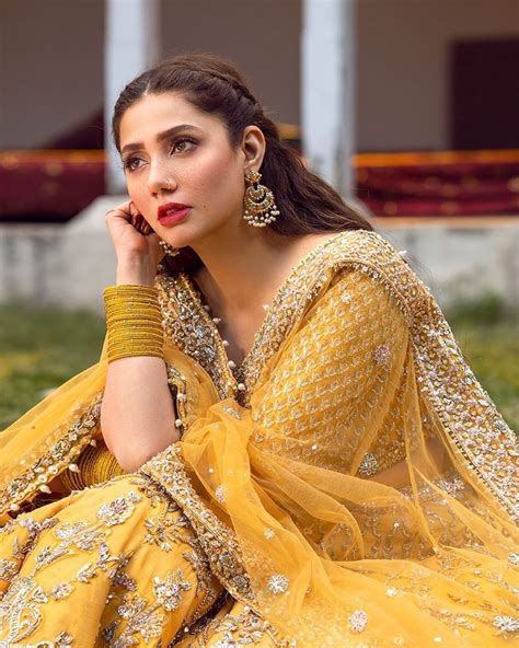 mahira khan dresses|mahira khan outfits.